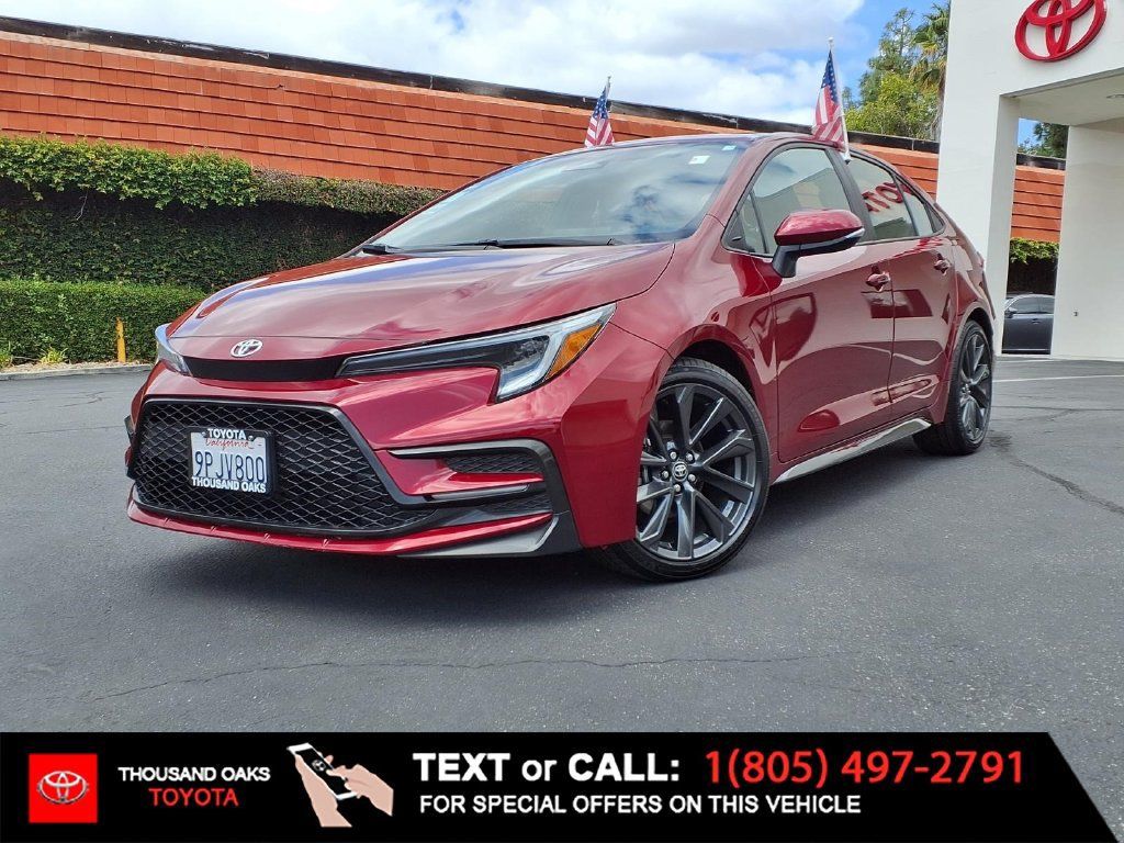 Certified 2024 Toyota Corolla SE w/ SE Premium Package FWD image 1