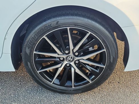 Used 2024 Toyota Camry SE image 7