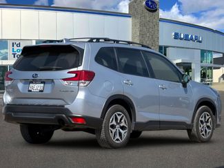 Used 2022 Subaru Forester Premium w/ Popular Package #2 AWD/4WD video 2