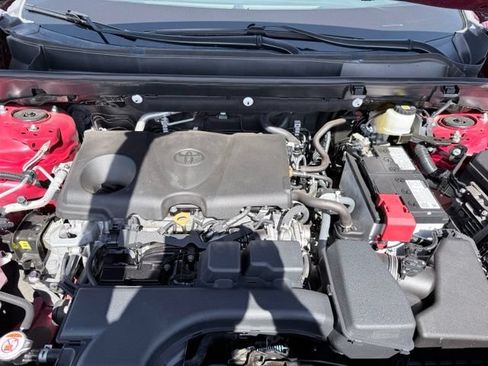 Used 2022 Toyota RAV4 XLE Premium AWD/4WD image 19