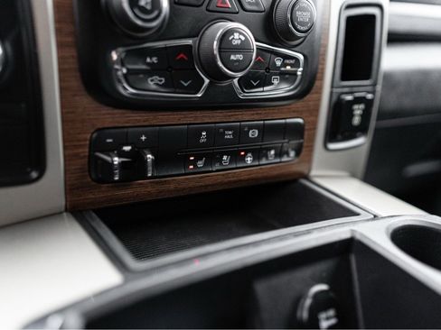 Used 2013 RAM 3500 Laramie w/ Convenience Group image 23