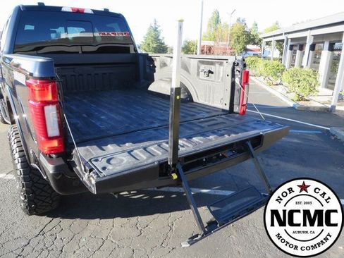 Used 2022 Ford F250 Platinum w/ Tremor Off-Road Package image 19