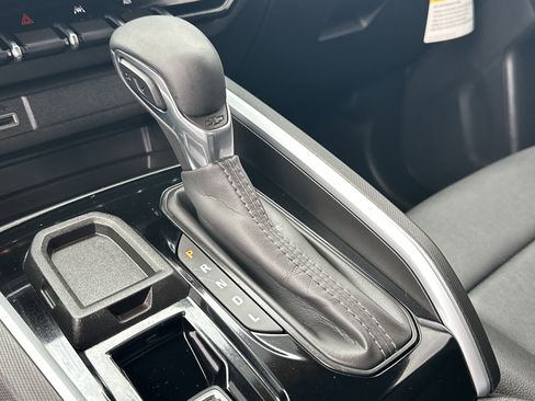 Certified 2025 Chevrolet Colorado LT w/ LT Convenience Package image 31