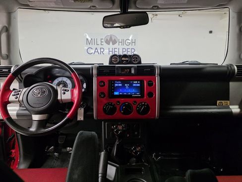 Used 2012 Toyota FJ Cruiser w/ Trail Teams Special Edition image 16