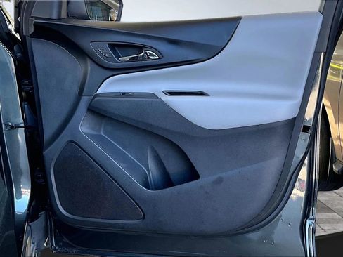 Used 2019 Chevrolet Equinox LT FWD image 24