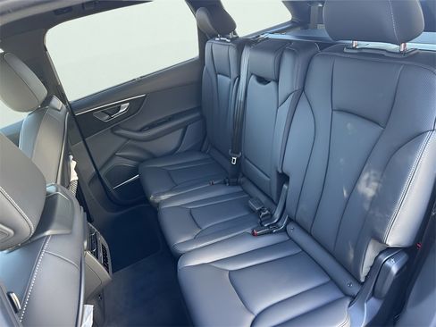 New 2025 Audi Q7 3.0T Premium Plus image 42