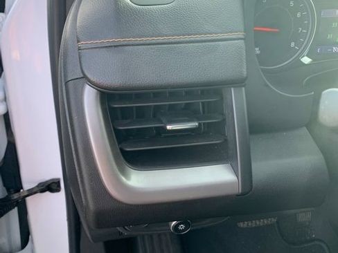 Used 2022 GMC Terrain AT4 image 19