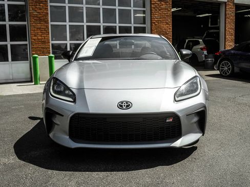 Used 2025 Toyota GR86 RWD image 29