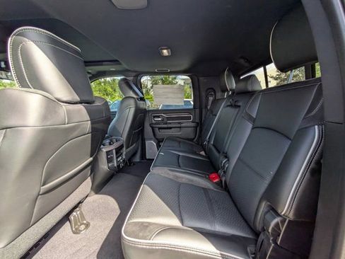 New 2026 RAM 2500 Laramie AWD/4WD image 12