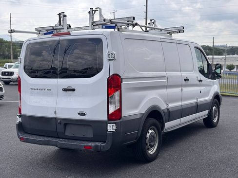 Used 2018 Ford Transit 150 130 Low Roof RWD image 4