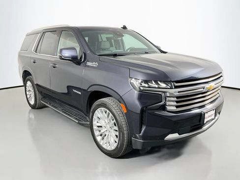 Used 2023 Chevrolet Tahoe High Country w/ Advanced Technology Package AWD/4WD image 4