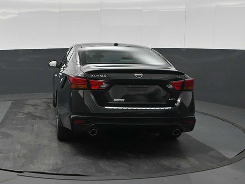 Used 2023 Nissan Altima 2.5 SL AWD/4WD image 7