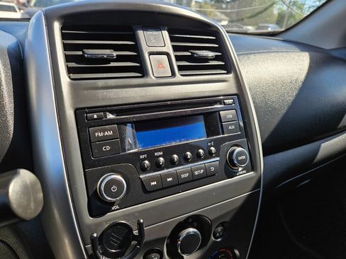 Used 2018 Nissan Versa SV FWD image 20