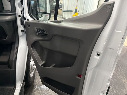 New 2026 Ford Transit 250 148 Medium Roof Extended AWD w/ Load Area Protection Package image 34