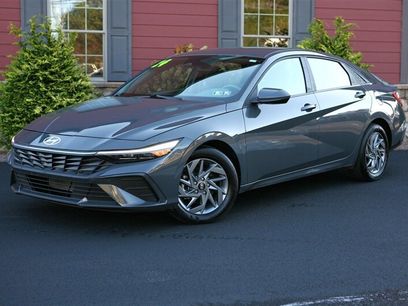 Used 2024 Hyundai Elantra SEL