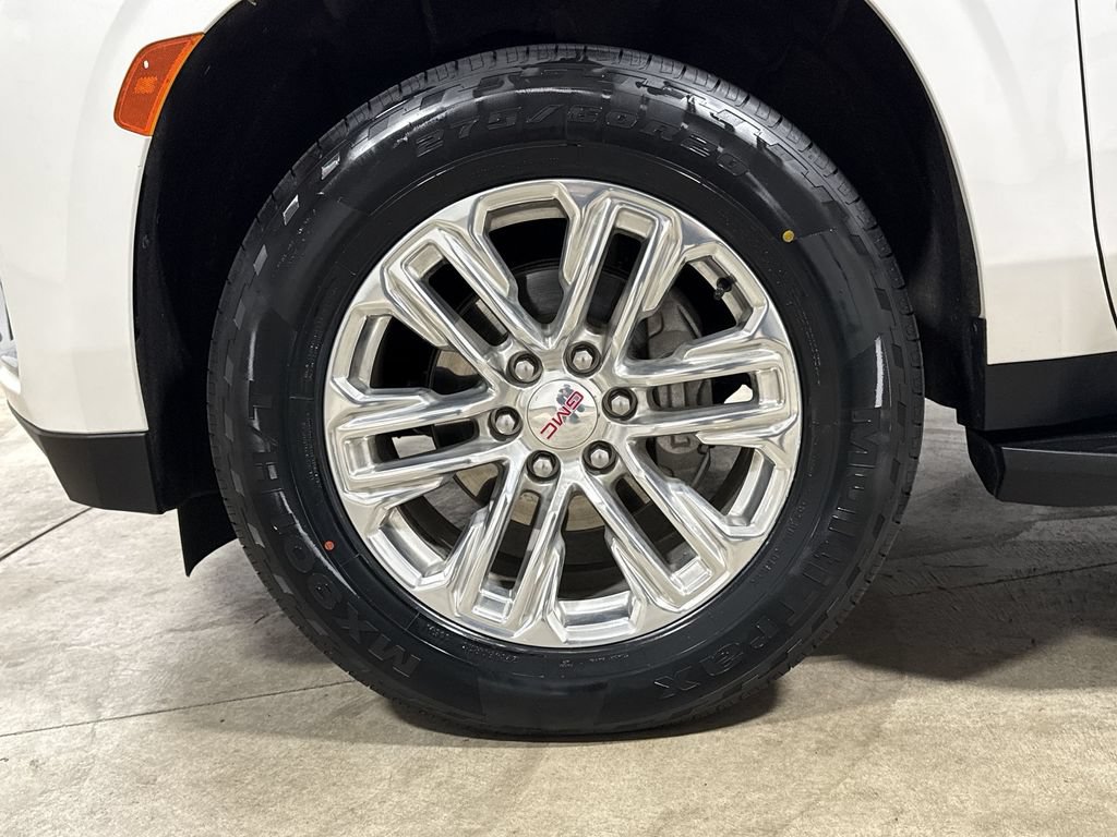 Used 2023 GMC Yukon SLT w/ SLT Premium Package AWD/4WD image 29