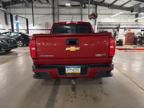 Used 2016 Chevrolet Colorado LT w/ LT Convenience Package image 10