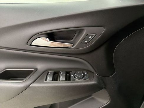 Certified 2024 Chevrolet Equinox LT image 23