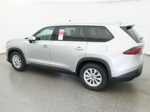 New 2026 Toyota Grand Highlander XLE image 37