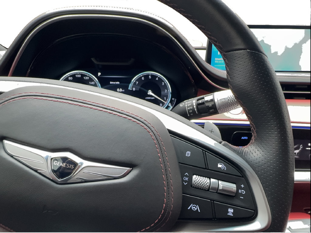 Used 2024 Genesis GV70 3.5T Sport w/ Sport Prestige Package AWD/4WD image 45