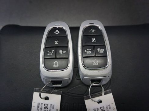 Used 2022 Hyundai Tucson SEL w/ Convenience + Premium Package FWD image 18