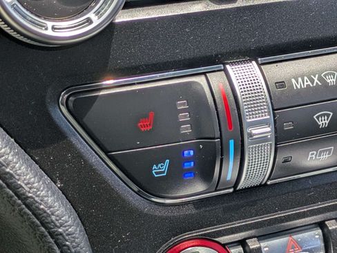 Used 2019 Ford Mustang GT Premium w/ GT Performance Package RWD image 23