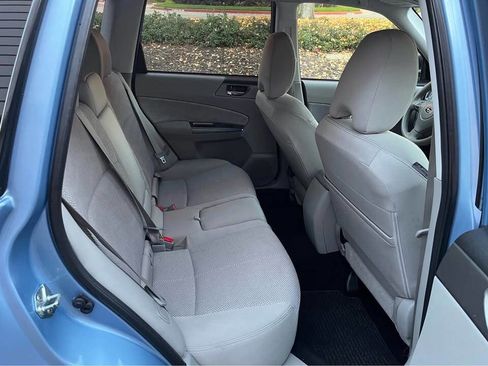 Used 2012 Subaru Forester 2.5XT Premium image 8