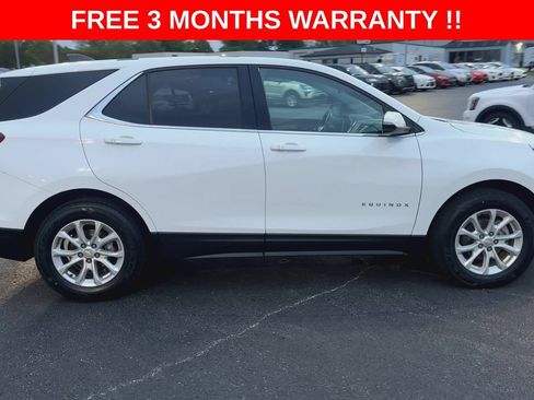 Used 2019 Chevrolet Equinox LT w/ Driver Convenience Package FWD image 2