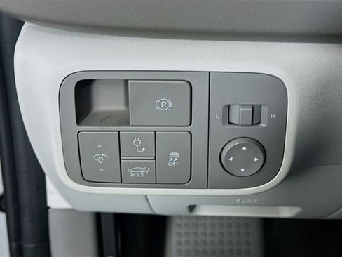 Used 2024 Hyundai Ioniq 6 SEL image 17