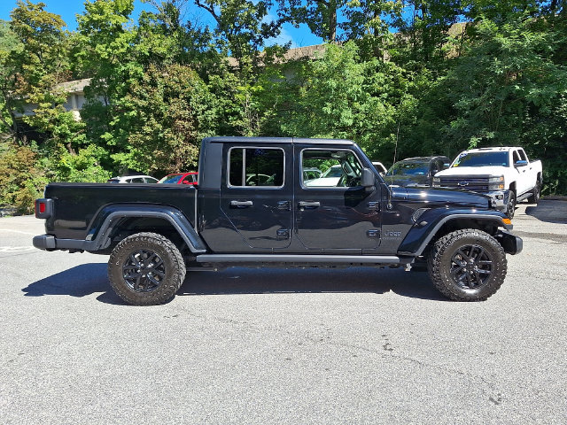 Used 2022 Jeep Gladiator Sport AWD/4WD image 9