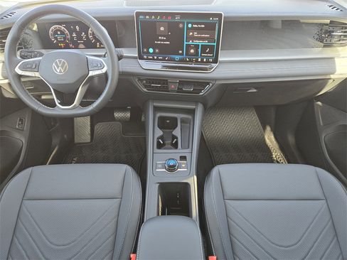 New 2026 Volkswagen Tiguan SE image 21
