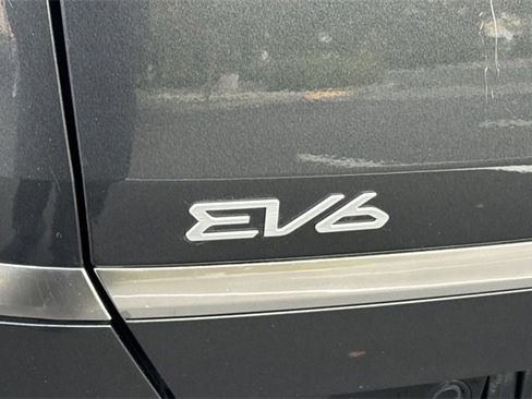 Certified 2024 Kia EV6 Wind image 36