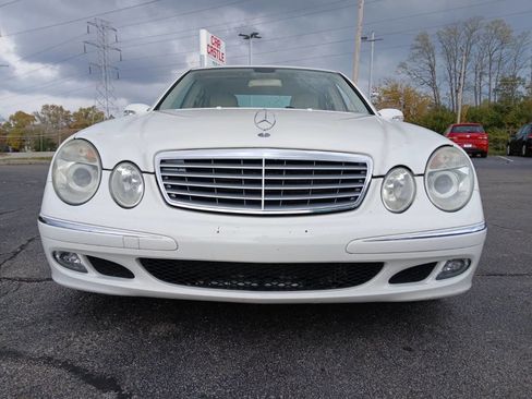 Used 2006 Mercedes-Benz E 350 Sedan image 2
