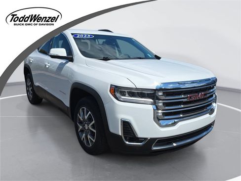 Certified 2023 GMC Acadia SLT w/ Preferred Package FWD image 1
