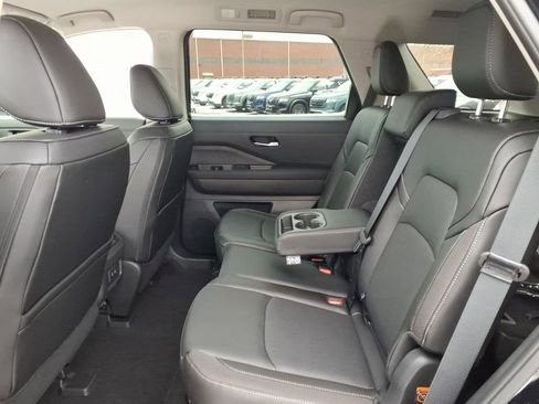 New 2026 Nissan Pathfinder SL image 29