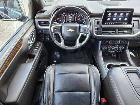 Used 2021 Chevrolet Tahoe Premier w/ Premium Package image 11