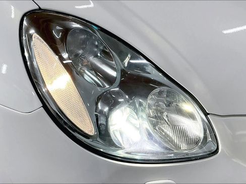 Used 2005 Lexus SC 430 Convertible image 28