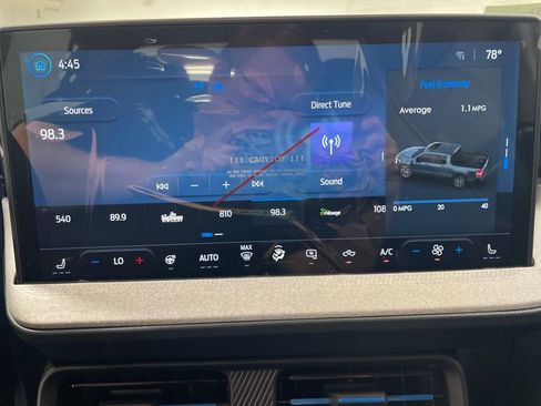 New 2025 Ford Maverick XLT w/ XLT Luxury Package image 23