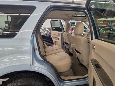 Used 2008 Mercury Mariner 4WD V6 image 13