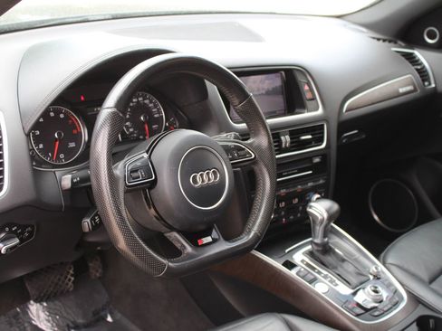 Used 2016 Audi Q5 3.0T Premium Plus w/ Technology Package AWD/4WD image 23