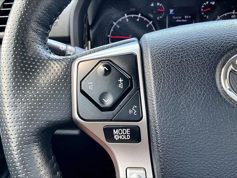 Used 2023 Toyota 4Runner SR5 Premium w/ Moonroof Package RWD image 23