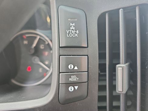 Used 2011 Honda Ridgeline RTL image 10