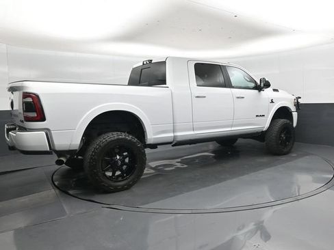 Used 2022 RAM 2500 Limited AWD/4WD image 23