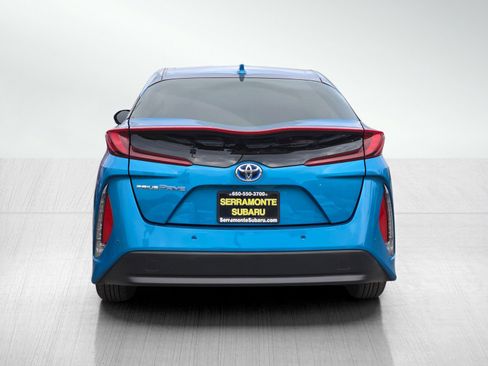 Used 2017 Toyota Prius Prime Advanced image 5