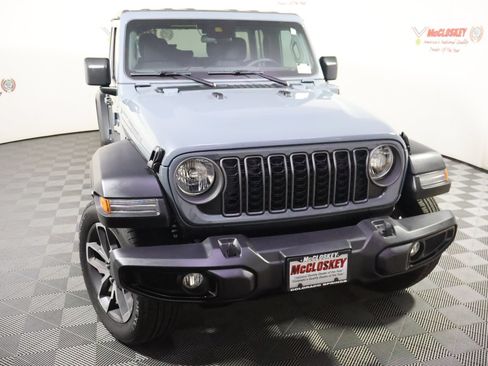 Used 2025 Jeep Wrangler Unlimited Sport S 4xe w/ Convenience Group AWD/4WD image 15