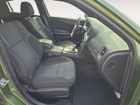 Used 2022 Dodge Charger SXT image 15