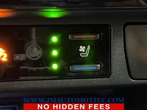 Used 2021 Toyota RAV4 Limited image 42