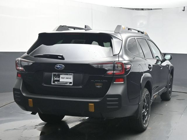 Used 2025 Subaru Outback Wilderness w/ Wilderness Package AWD/4WD image 7