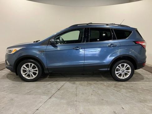 Used 2018 Ford Escape SE w/ SE Sync 3 Package image 9