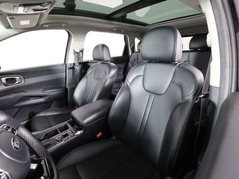 Used 2021 Kia Sorento EX w/ EX AWD X-Line Package image 11